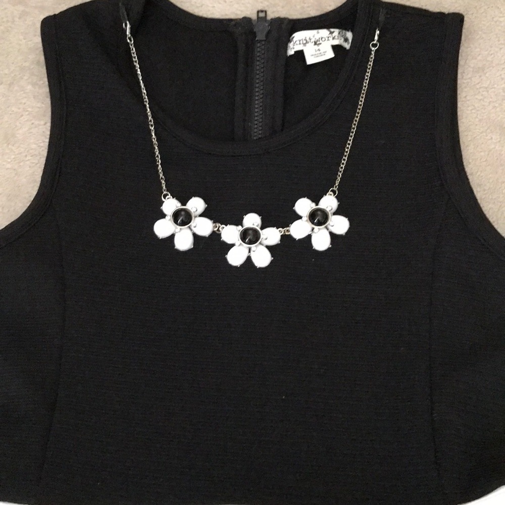 Dress - Picture 2 of 2